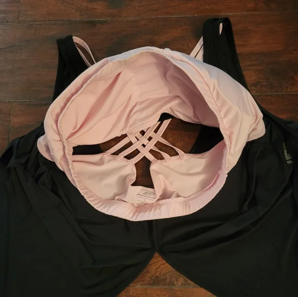 Pro Player black athletic top, built-in criss-cross back sports bra, Size Large - Picture 6 of 9